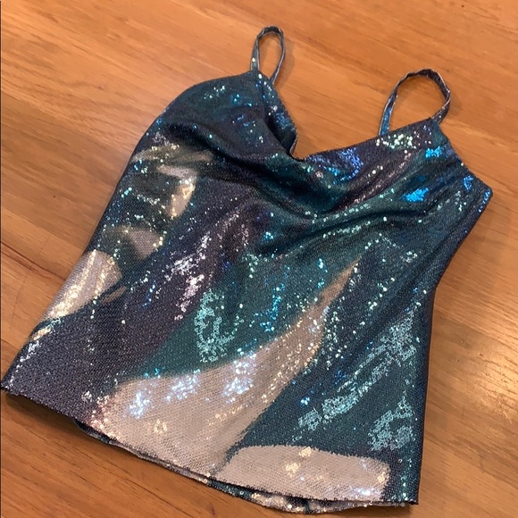 Tahari ~Size M~Caicos Sequin Mermaid Tank Top - Picture 2 of 16